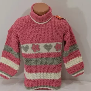 Стильные детские  кофты и свитера для девочек
