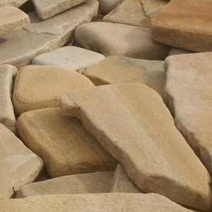 Камень песчаник окатанный 
