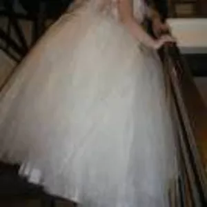 свадебное платье цвета шампанского