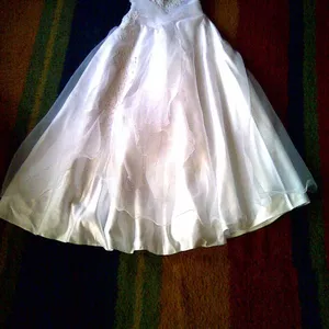 Продам свадебное платье+фата+перчатки(ВСЕ НОВОЕ)