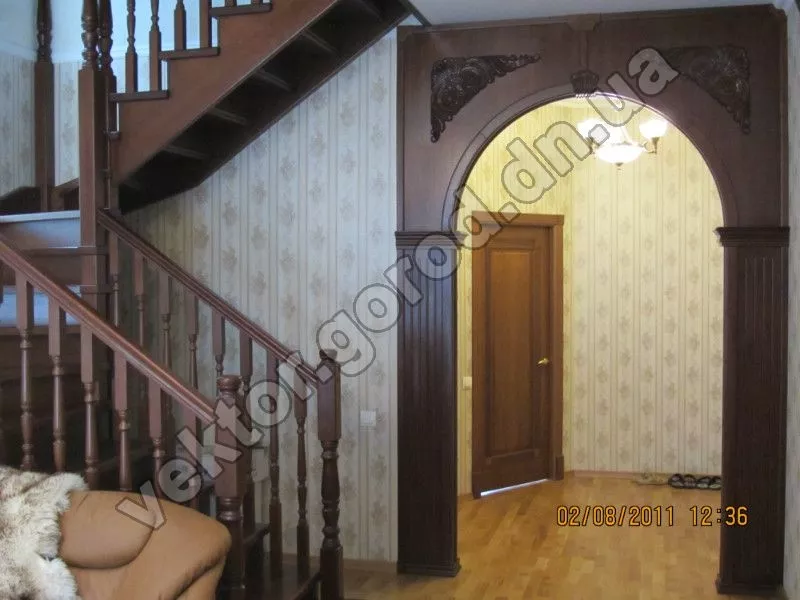Лестницы  Донецк, двери , столярные изделия из ясеня и дуба в Донецке 34
