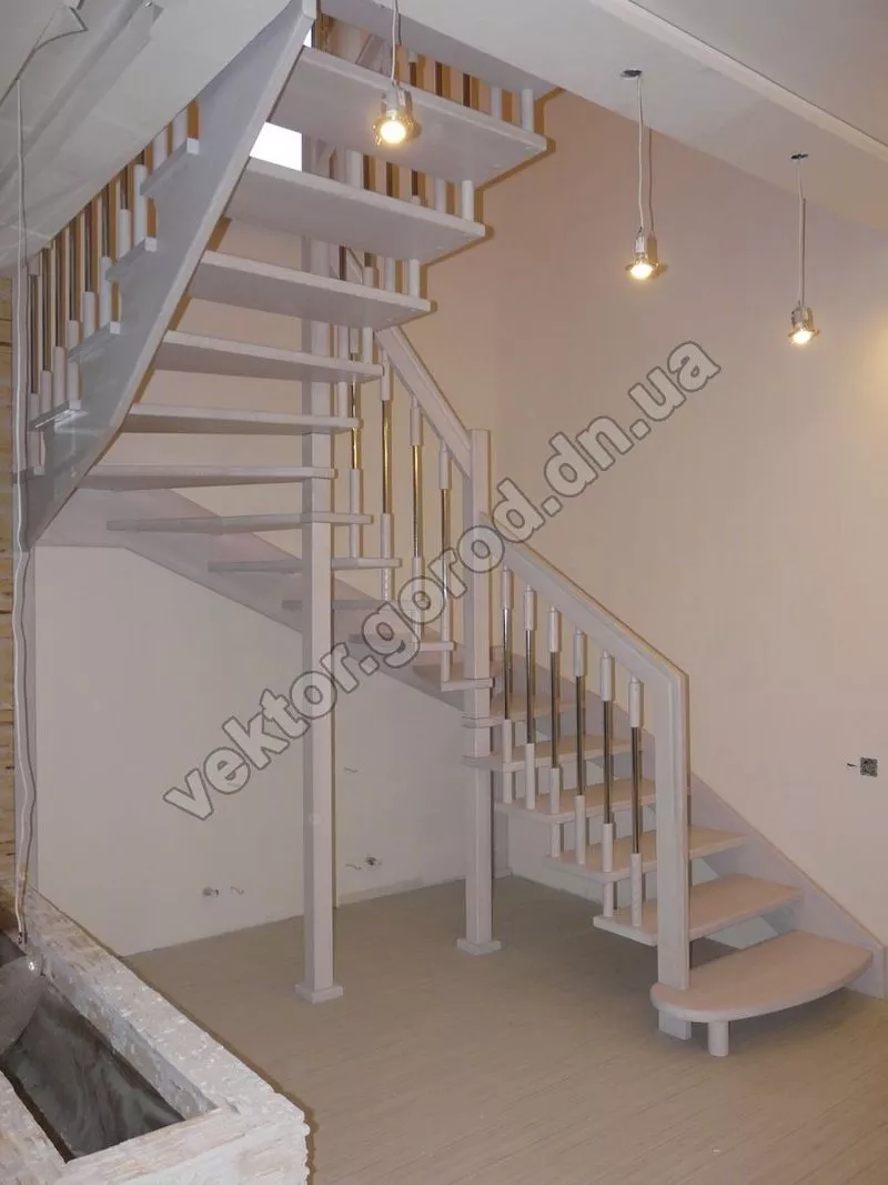 Лестницы  Донецк, двери , столярные изделия из ясеня и дуба в Донецке 6