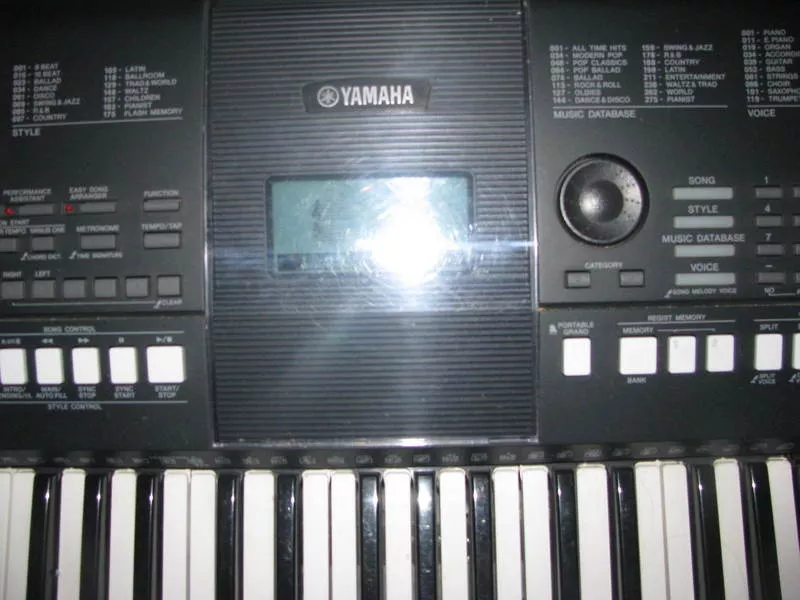 синтезатор Yamaha PSR E423+подставка 3