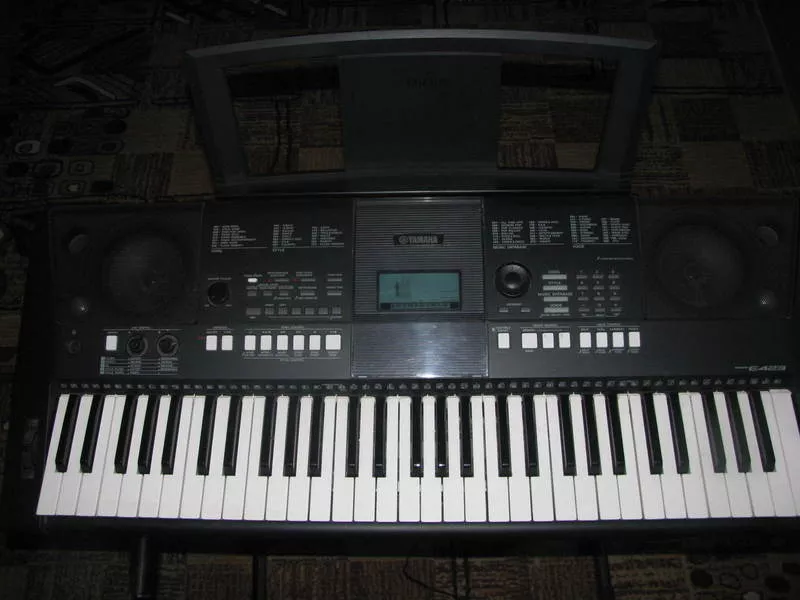 синтезатор Yamaha PSR E423+подставка 4